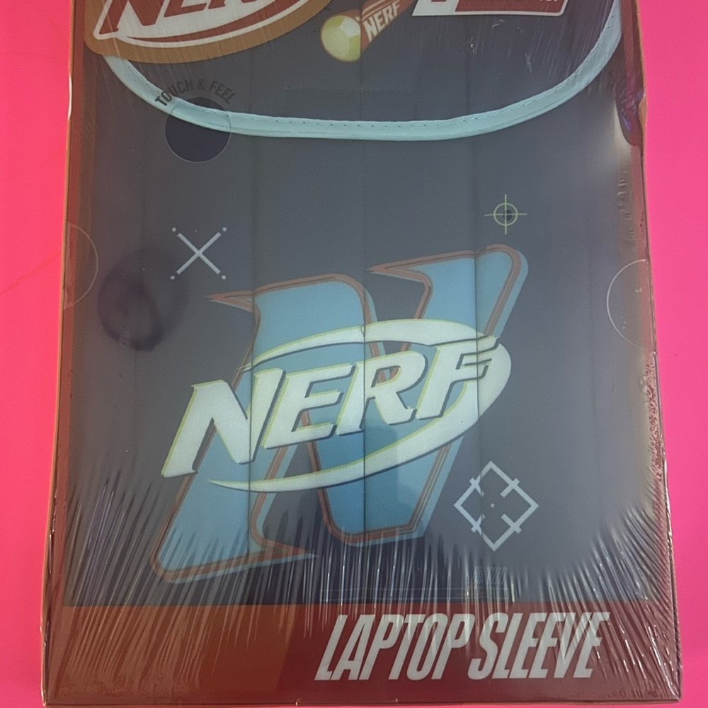 Néw nerf laptop sleeve fits‎ up to 13 inch laptop